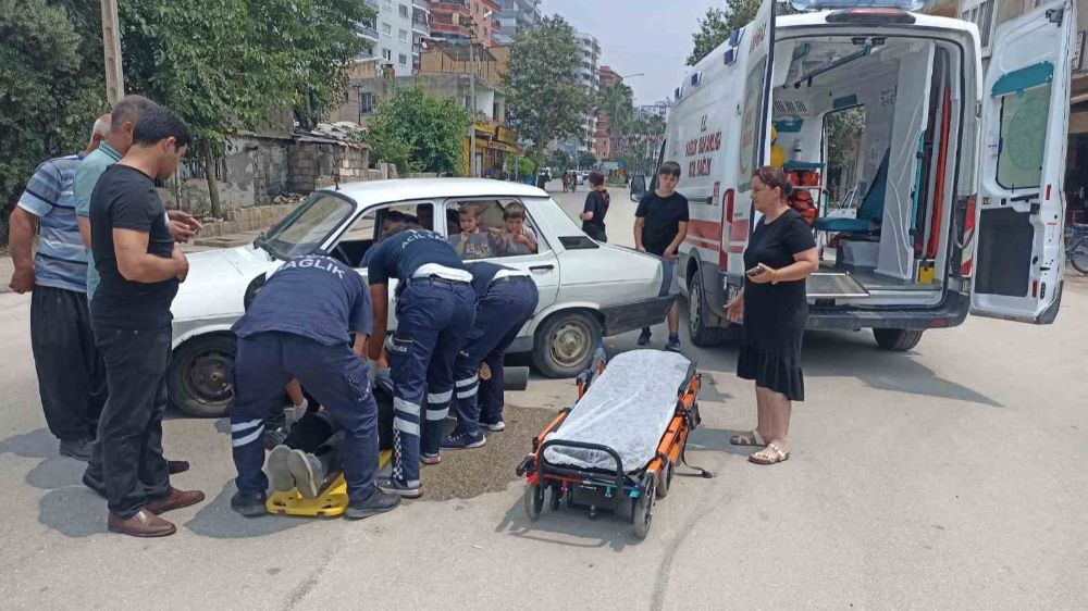 Adana'da kaza  Sürücü Yaralandı 