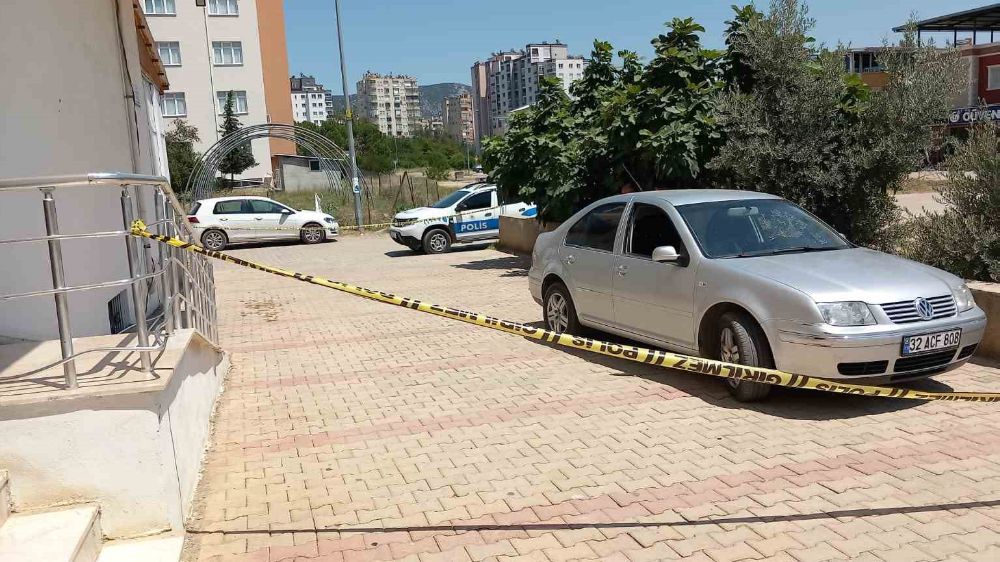 Adana yine Şaşırtmadı silahlı saldırı izdihamı 