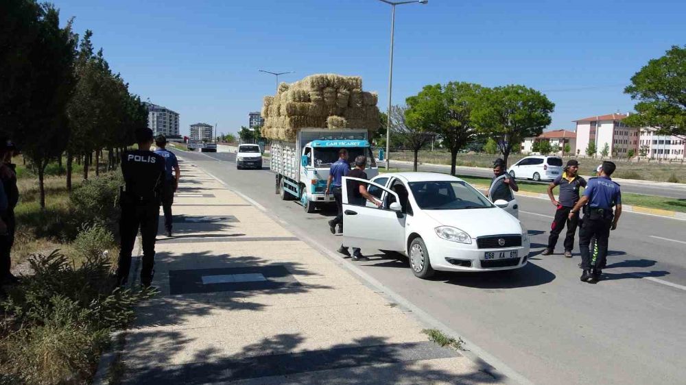 Aksaray'da halkın huzurunu bozanlara asayişten gece gündüz denetim 