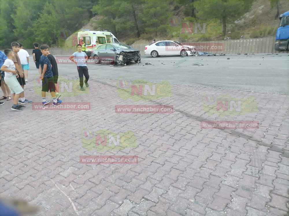Antalya Isparta karayolu kaza 4 yaralı