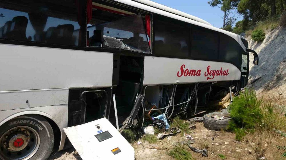 Çanakkale'de otobüs kazası 
