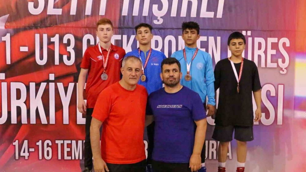 Çerkeşli güreşçi Türkiye ikincisi oldu