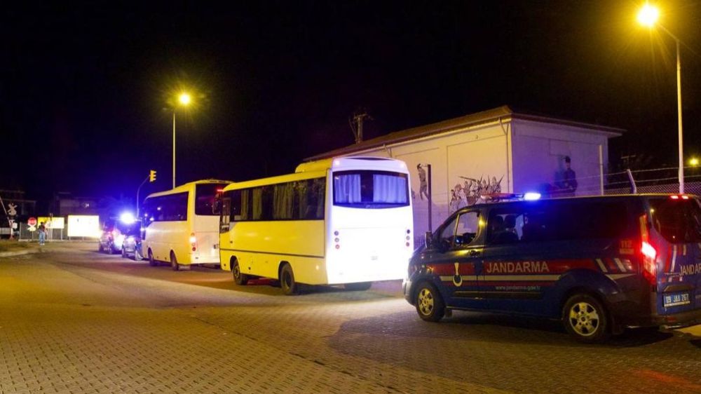 Çocukları sistemde ölü olarak girilen aile yetkililerden yardım bekliyor 