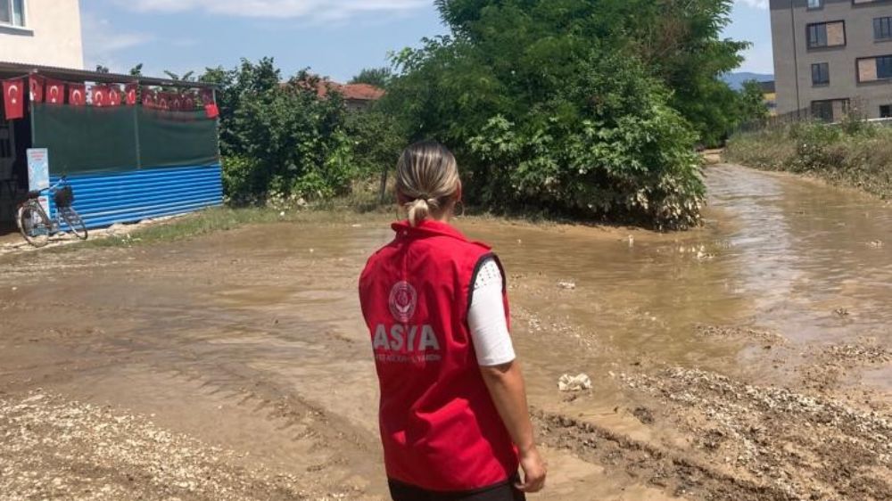 Düzcede Afet Acil Yardım İhtiyaç tespiti yapıyor