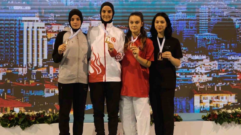 Körfezli Eslem Türkiye şampiyonu oldu