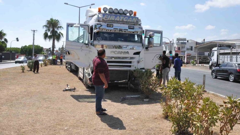 Mersin'de feci kaza 5 yaralı 