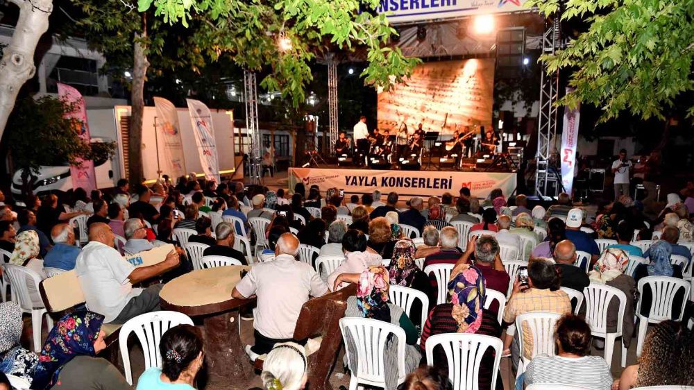Mersin’de yaz akşamları yayla konserleriyle şenleniyor
