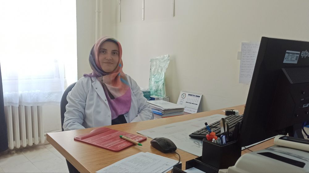 Romatoloji Uzmanı Dr. Ayşe Camcı Urhan Burdur Devlet Hastanesinde  göreve başladı