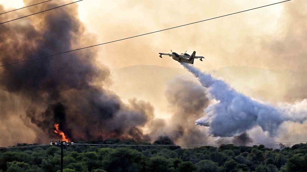 Yunanistan tanda Orman Yangınları Devam Ediyor