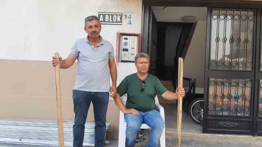 Adana Kozan'da  Bir Haftada 8 yangın Olunca Apartmanda Sopalı Nöbet Başladı 