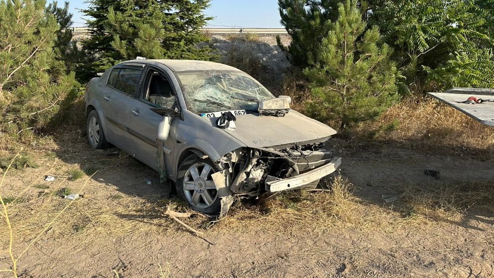 Afyonkarahisar'da Trafik Kazası, 4 yaralı 
