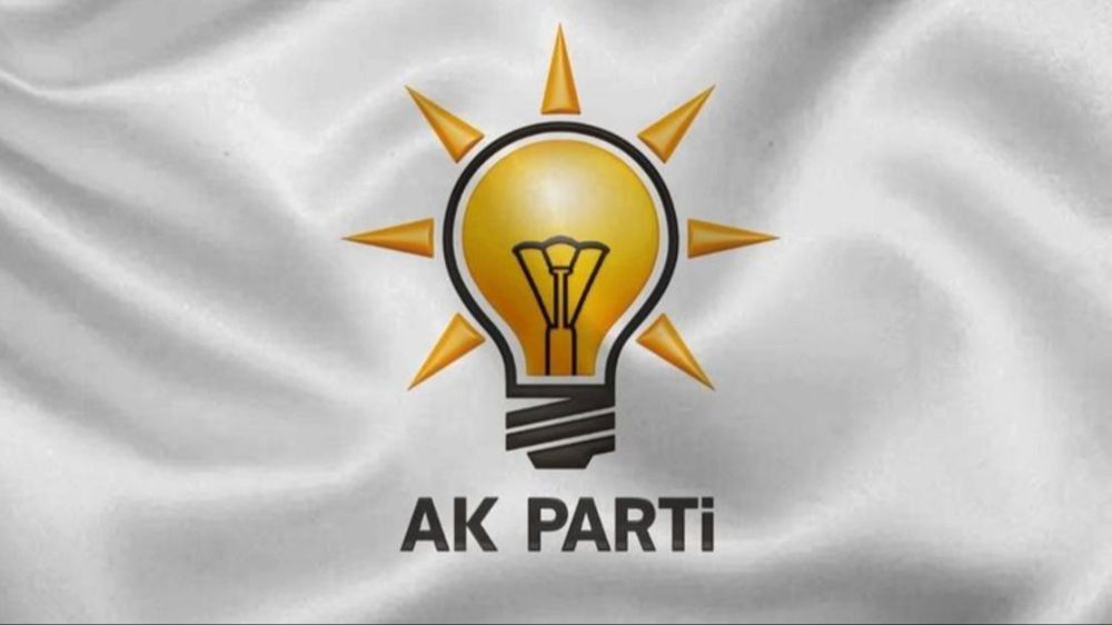 Antalya  Ak Parti de Yerel Seçim Öncesi 9 ilçe Başkanı istifa etti 