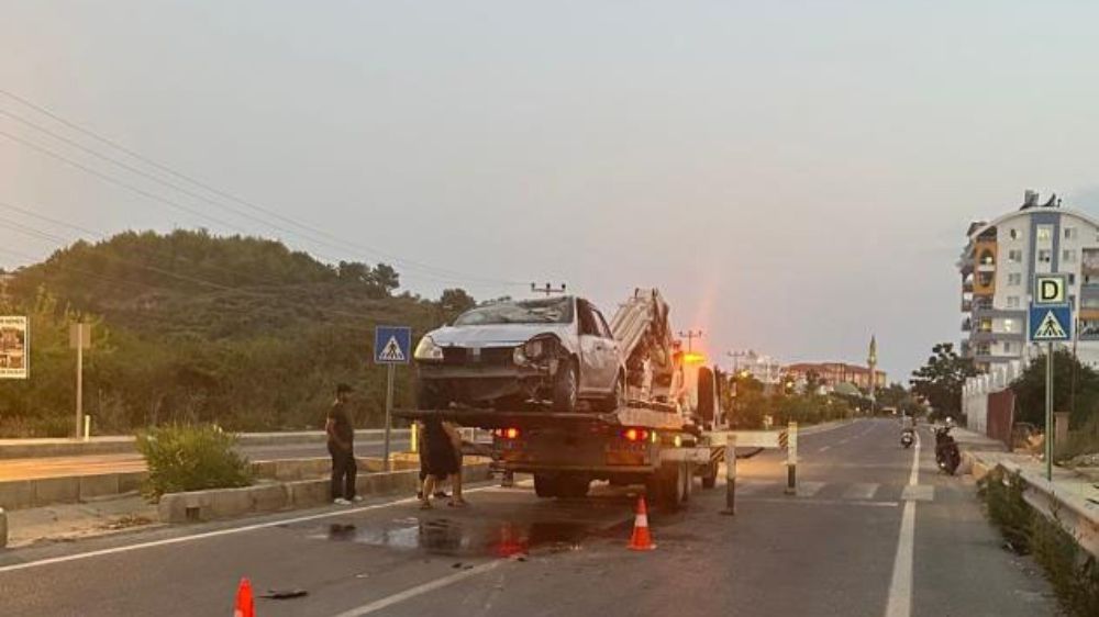 Antalya 'da Trafik Kazası 1 Yaralı 