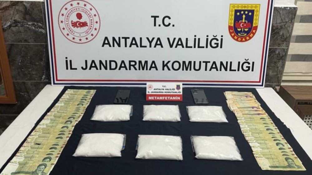 Antalya 'da yurt dışından getirilen uyuşturucuya jandarma operasyonu