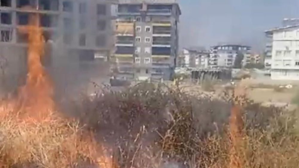 Antalya Gazipaşa’da çıkan  otluk yangını söndürüldü
