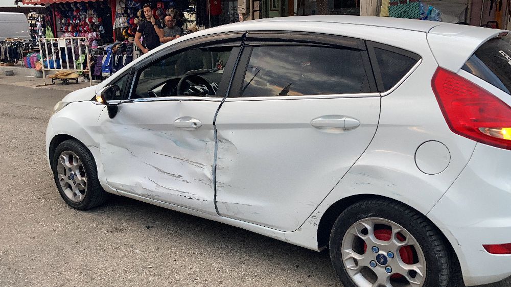 Burdur'da Otomobildeki Saldırı Trafiği Felç Etti
