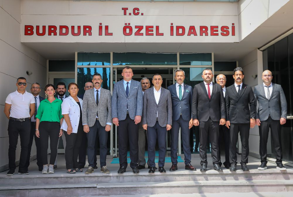 Burdur Valisi Türker Öksüz, Kurum Ziyaretleriyle Çalışmaları İnceledi