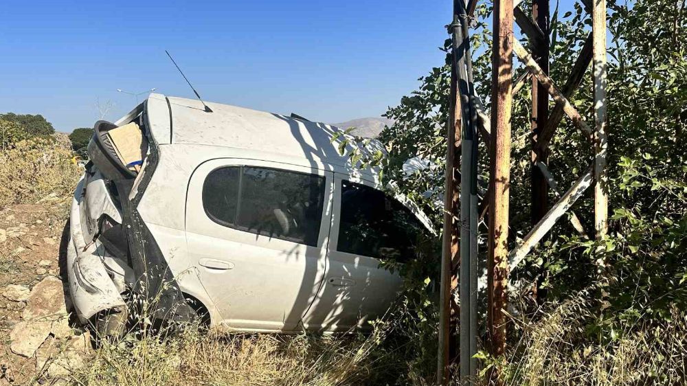 Elazığ’da otomobil Kazası