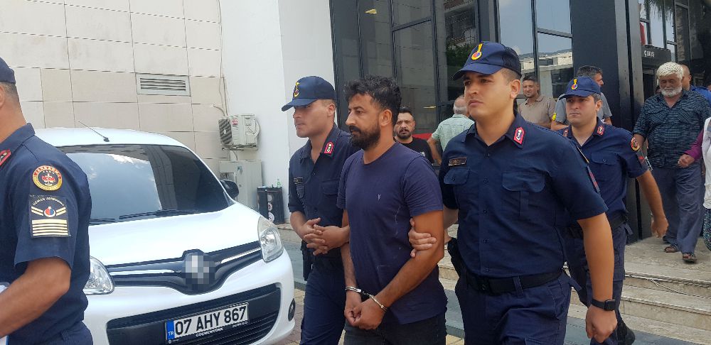 Antalya'da safari faciası sonrası sürücü tutuklandı