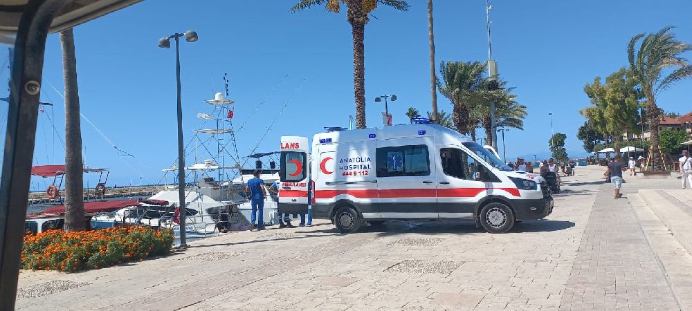 Antalya'da tekne turunda boğulan turist hayatını kaybetti