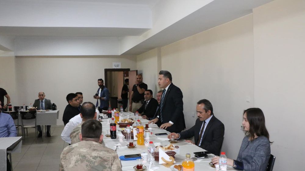 Bitlis Hizan’da gaziler onuruna yemek programı düzenlendi