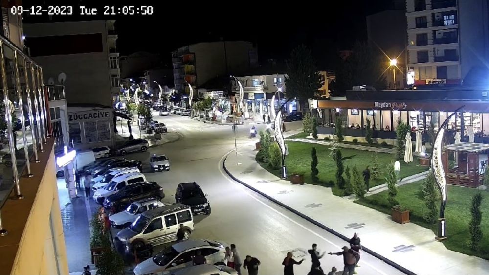 Burdur'da barışmak için gelenler arasında silahlı kavga