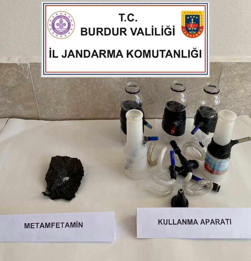 Burdur'da uyuşturucu operasyonu: 9 şüpheliden 3'ü tutuklandı
