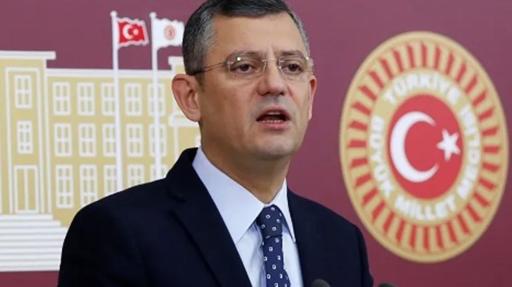 CHP Genel Başkanlığı'na Özgür Özel 'de aday olduğunu açıkladı