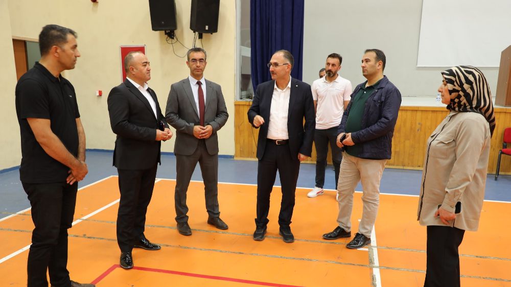 Genel Müdür Süleyman Şahin, Ağrı’daki gençlik ve spor projelerini denetledi