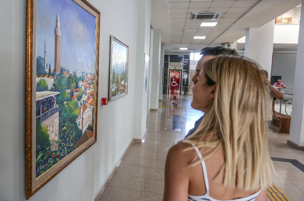 Kepez Belediyesi hizmet binası, modern sanatlar galerisine dönüştü