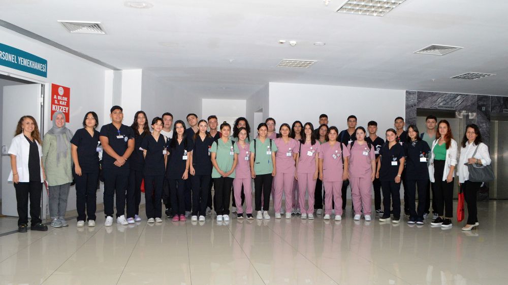 Muğla'da  İlk dönem Sağlık Meslek Lisesi öğrencilerine oryantasyon eğitimi