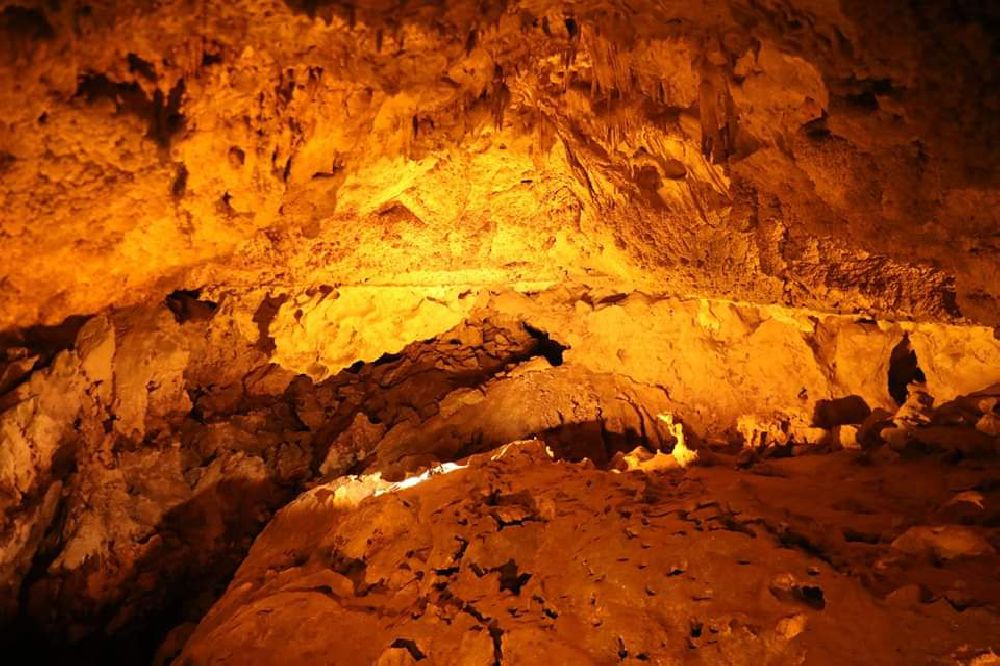 Vali Türker Öksüz, İnsuyu Mağarası'nın turizm potansiyeline dikkat çekti