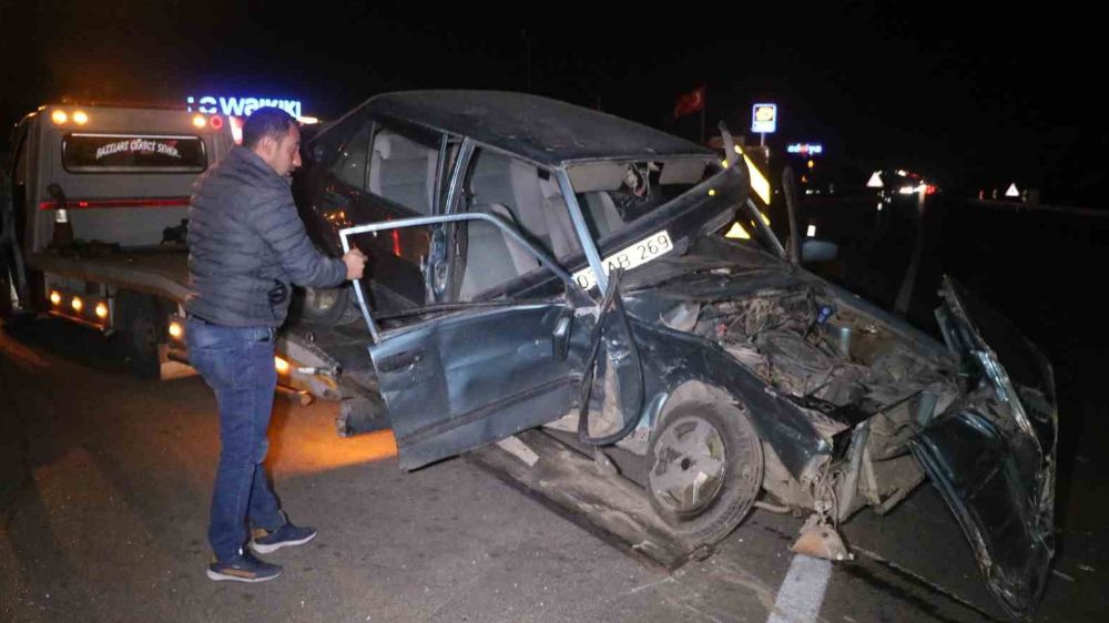 Afyonkarahisar'da feci kaza 5 yaralı 