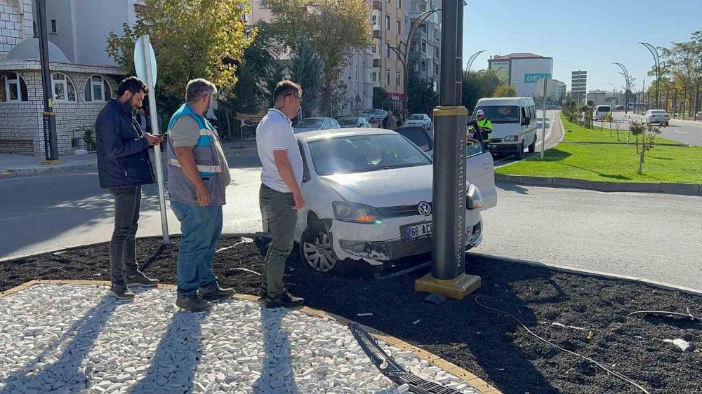 Aksaray’daki araba kazasında 1 kişi yaralandı
