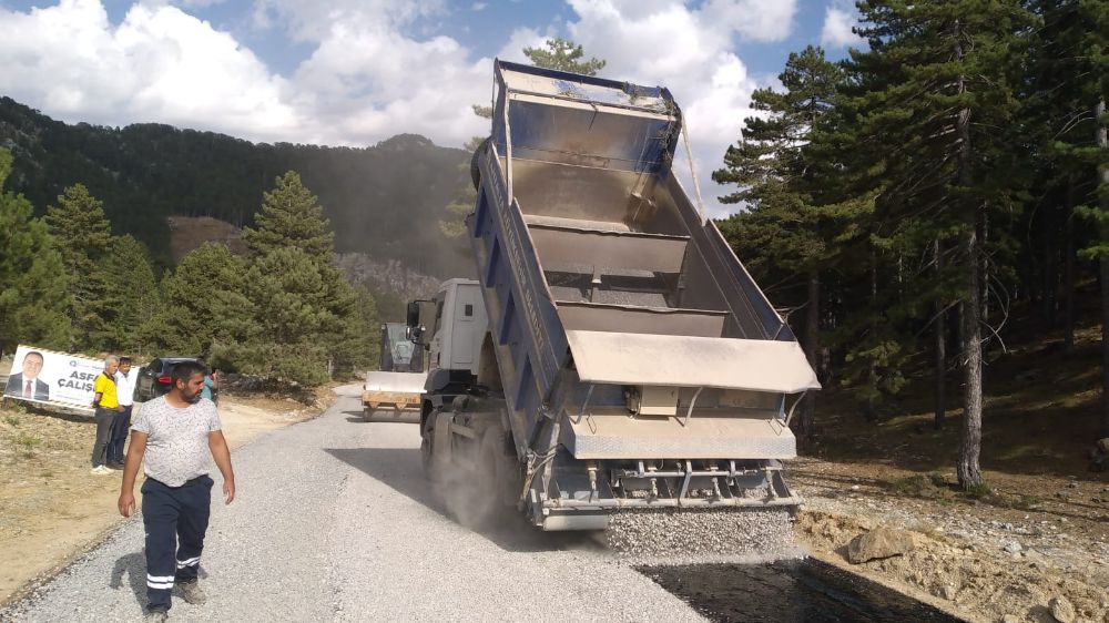 Alanya Bucak Çökele Yaylası yolu asfalta kavuştu