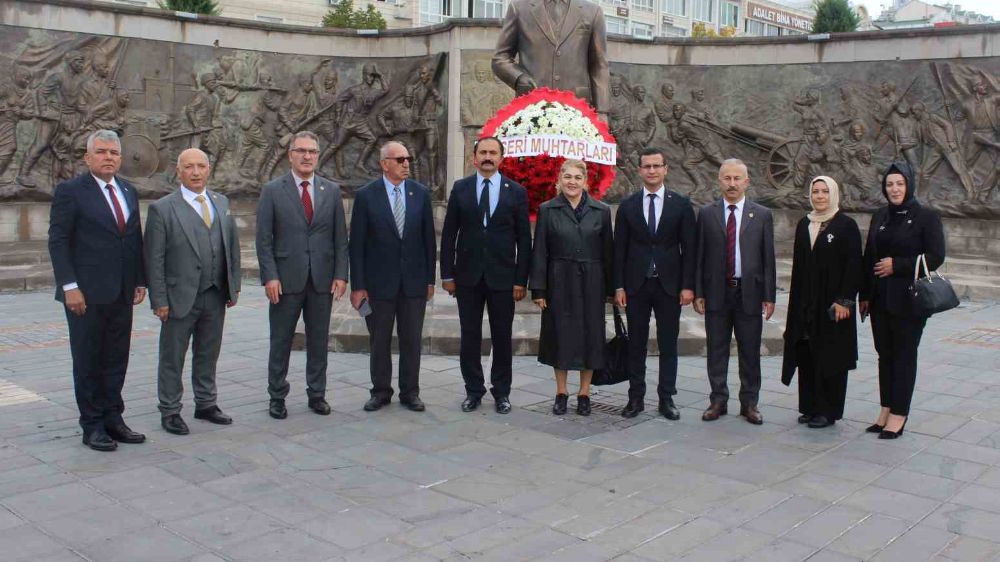 Barbaros Mahalle Muhtarı Karakaya Muhtarlar gününü kutladı 