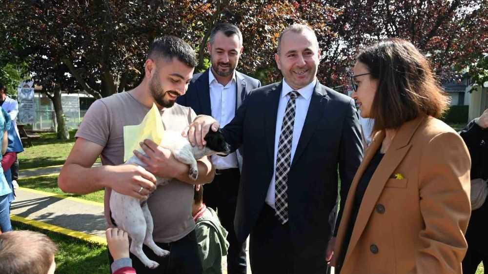  Başkan Mustafa Tutuk, “4 Ekim Hayvanları Koruma Günü nedeniyle çok güzel bir program yaptık.''
