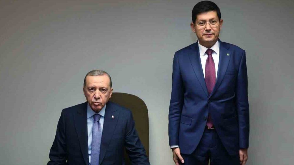 Başkan Özcan, Cumhurbaşkanı Erdoğan'ı ziyaret etti