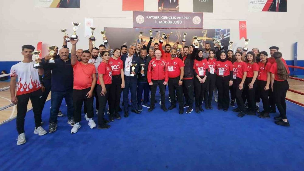 ‘Benim Vatanım Canım Türkiye’m Muaythai Şampiyonası yapıldı 