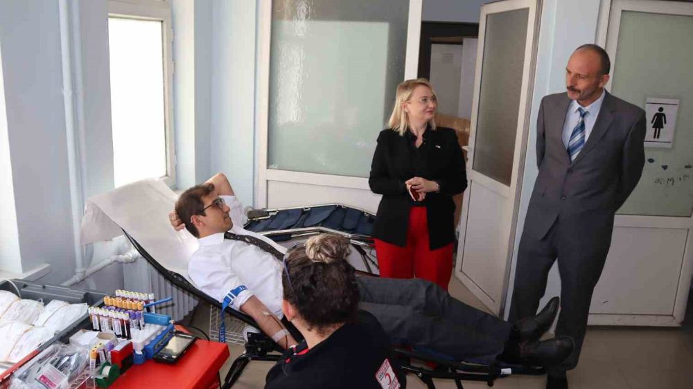 Bilecik M Tipi Kapalı Cezaevi personellerinden kan bağışı 