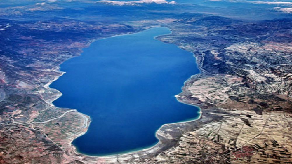 Burdur Gölü: Türkiye'nin önemli su kaynağı ve turizm merkezi | Burdur Gölü