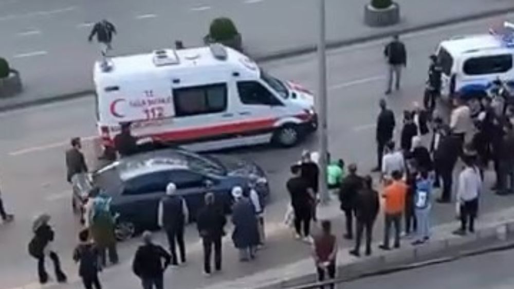 Bursa’da otomobilin çarptığı genç kız metrelerce sürüklendi