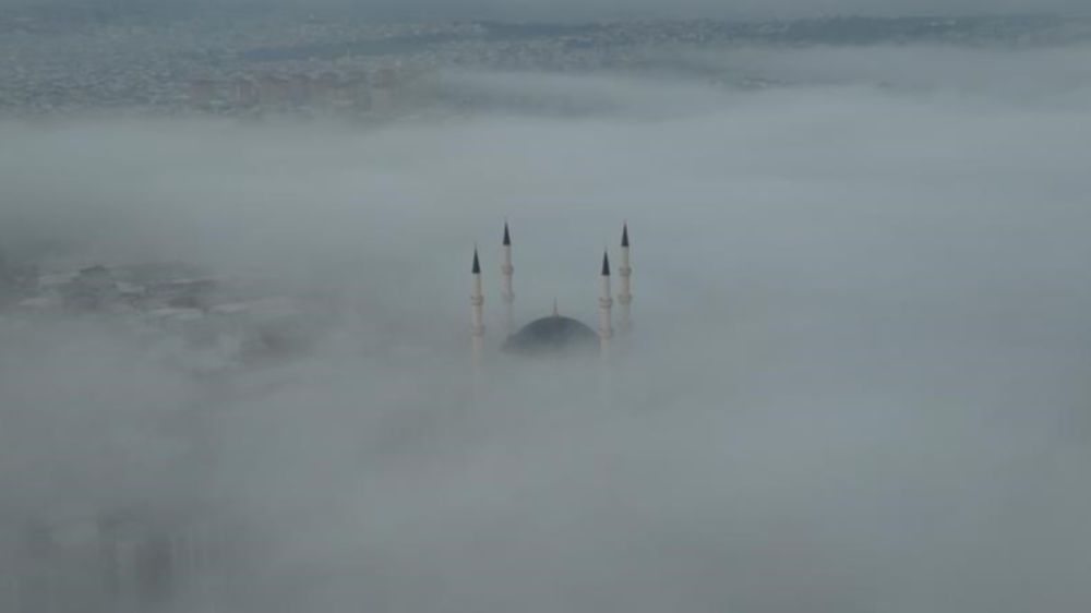 Bursa sabaha sisli uyandı