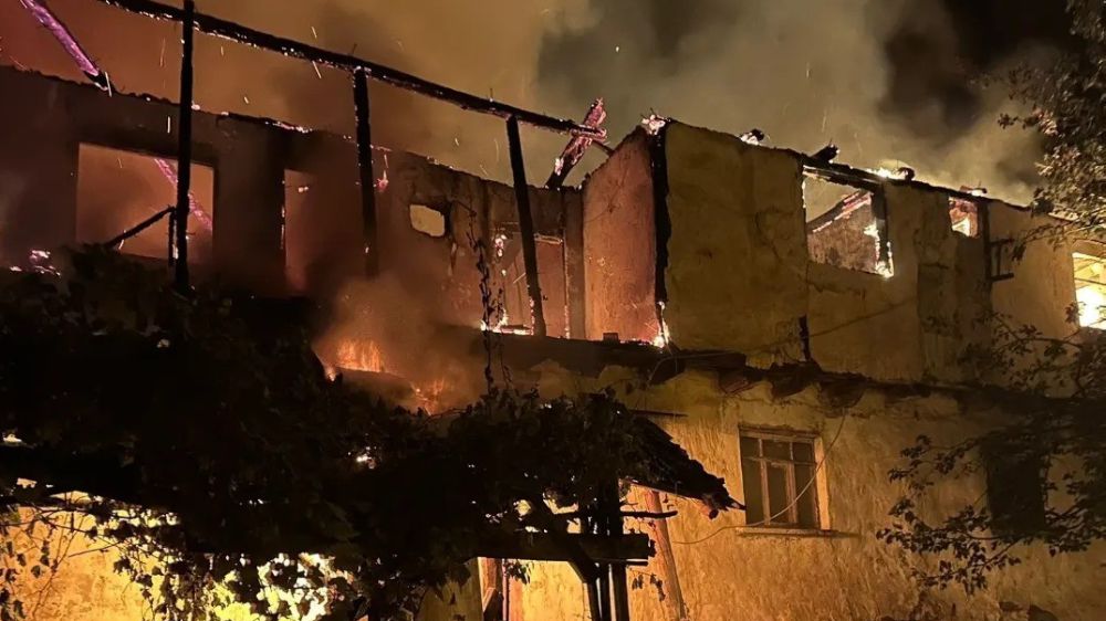 Çankırı'da ev yangını; küle döndü