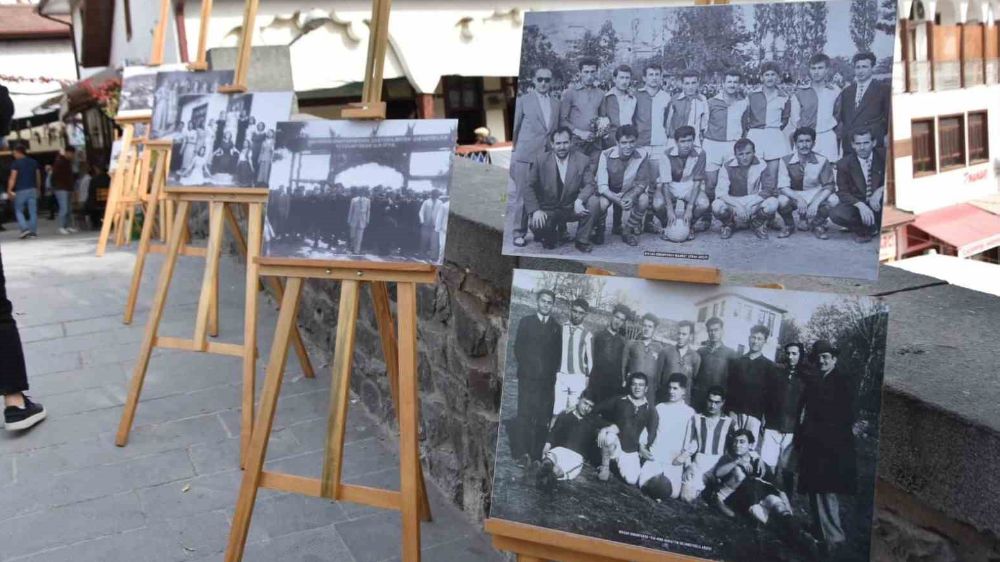 Cumhuriyetin 100. Yılında 100 Fotoğraf ile Niksar sergisi geçmişe götürdü