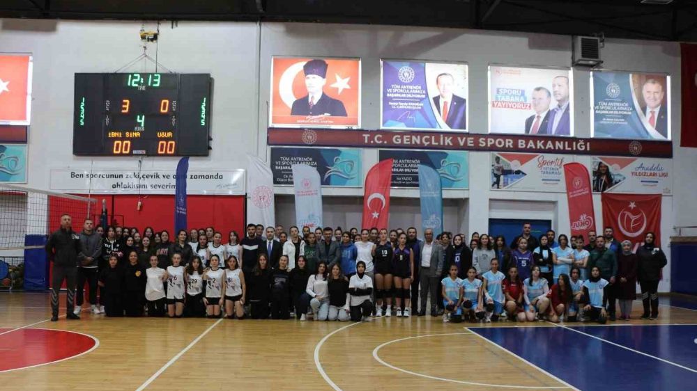 Düzce'de Okul sporları kutlamalarla açılış yaptı 