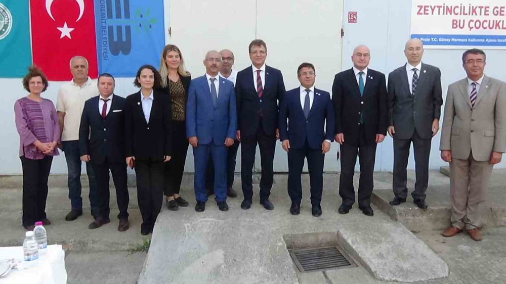 Edremit Belediyesi’nin zeytinyağlarını artık Balıkesir Üniversitesi üretecek