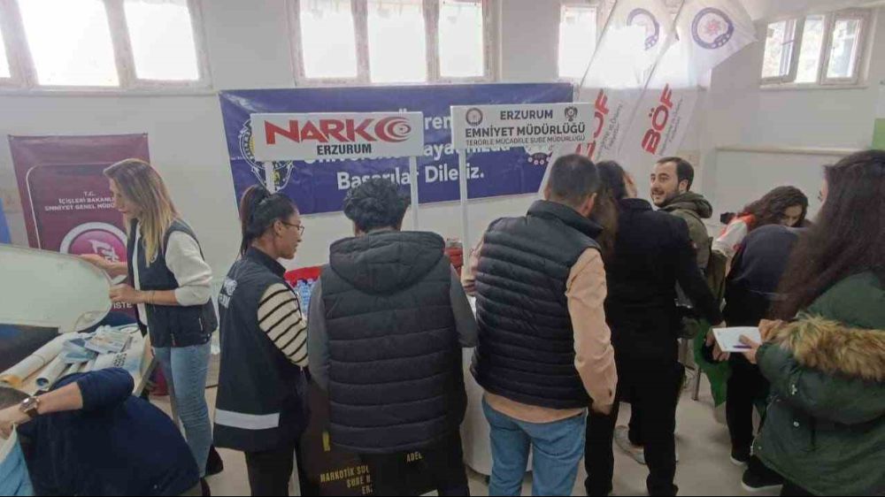Erzurum polisi uyuşturucuya karşı biliçlendirdi