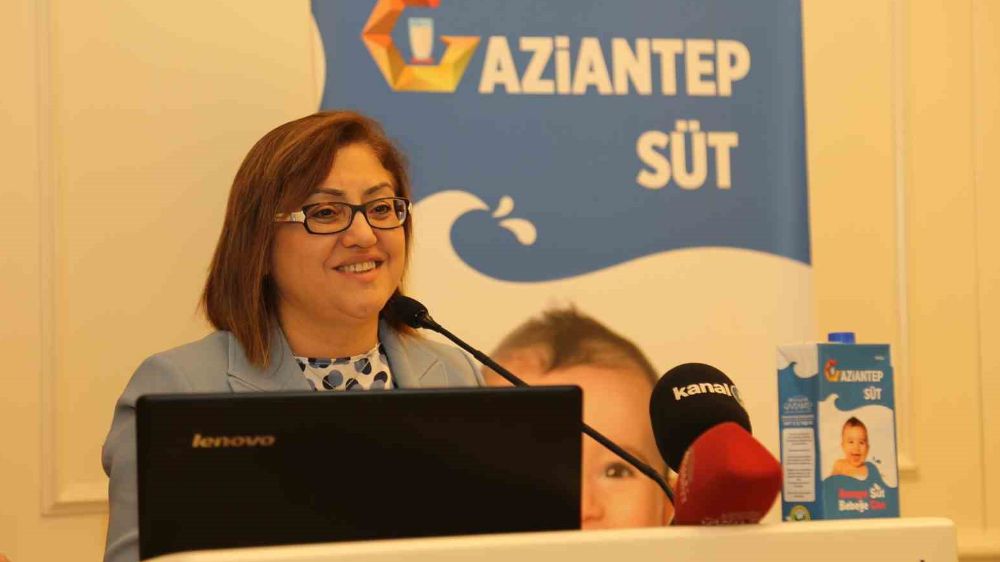 Gaziantep'te anne adaylarına süt dağıtıldı 