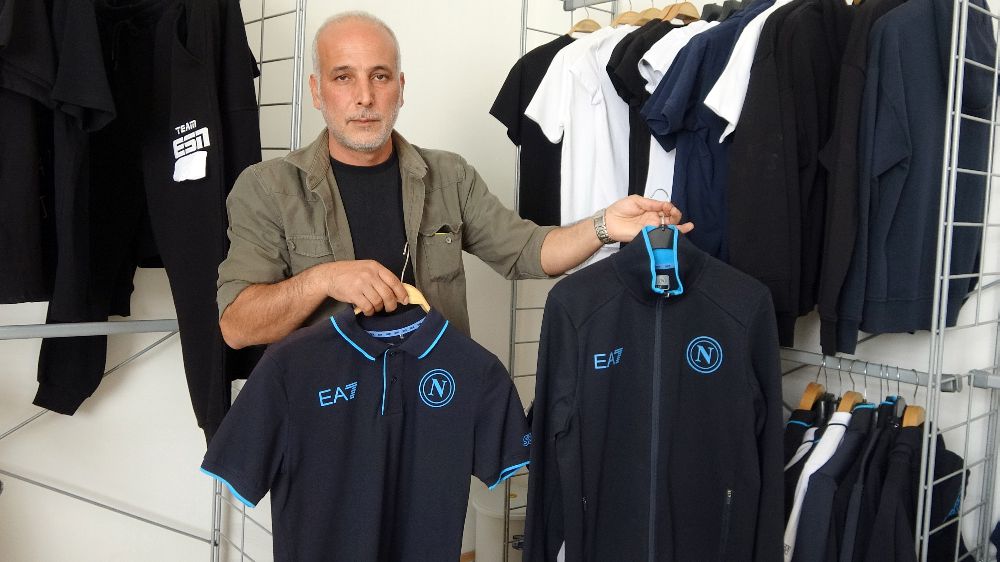 İtalya'nın futbol devi Napoli’nin store mağazasındaki ürünler Yozgat’ta üretiliyor 